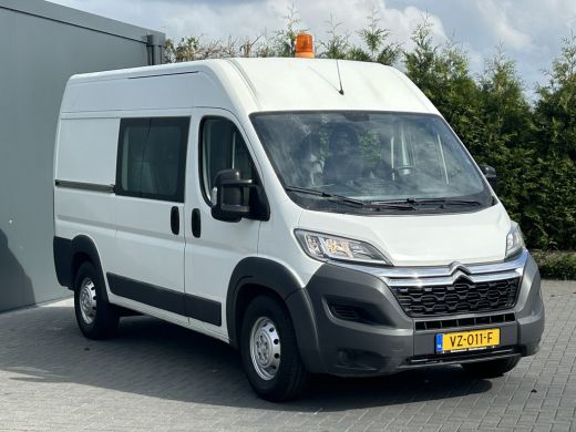 Citroën Jumper 35 2.2 HDI 131 PK / L2H2 / 1e EIG. / AIRCO / NAVI / 7-PERS DUBBELE CABINE / 3 TONS TREKHAAK / CAMERA ActivLease financial lease