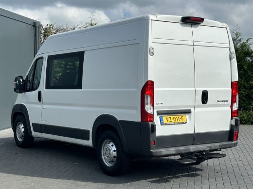 Citroën Jumper 35 2.2 HDI 131 PK / L2H2 / 1e EIG. / AIRCO / NAVI / 7-PERS DUBBELE CABINE / 3 TONS TREKHAAK / CAMERA ActivLease financial lease
