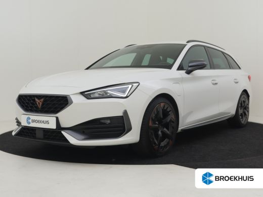 CUPRA Leon Sportstourer 1.4 e-Hybrid VZ Business 245pk l Trekhaak | Dodehoekdectie | Elektr. Bestuurdersstoel incl Memory... CUPRA Leon Sportstourer 1.4 e-Hybrid VZ Business 245pk l Trekhaak | Dodehoekdectie | Elektr. Bestuurdersstoel incl Memory...