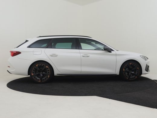 CUPRA Leon Sportstourer 1.4 e-Hybrid VZ Business 245pk l Trekhaak | Dodehoekdectie | Elektr. Bestuurdersstoel incl Memory... ActivLease financial lease