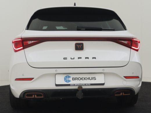 CUPRA Leon Sportstourer 1.4 e-Hybrid VZ Business 245pk l Trekhaak | Dodehoekdectie | Elektr. Bestuurdersstoel incl Memory... ActivLease financial lease
