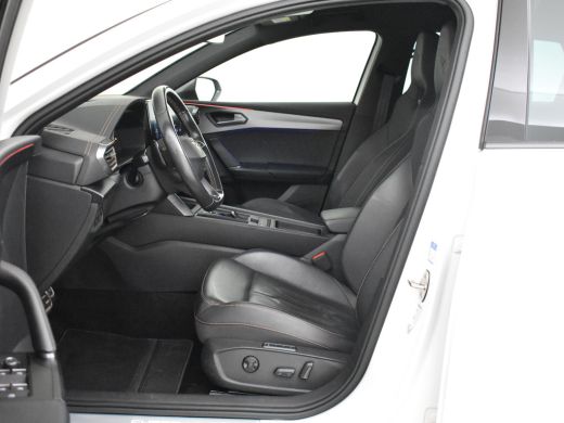 CUPRA Leon Sportstourer 1.4 e-Hybrid VZ Business 245pk l Trekhaak | Dodehoekdectie | Elektr. Bestuurdersstoel incl Memory... ActivLease financial lease
