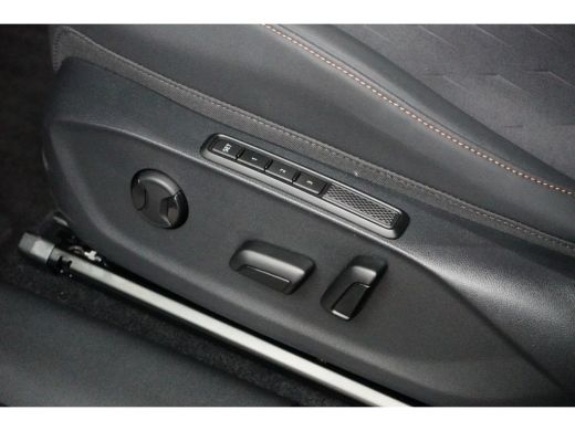 CUPRA Terramar 1.5 TSI e-Hybrid VZ Performance 272pk | Sennheiser audio | Stuur en stoelverwarming | 360 graden ... ActivLease financial lease