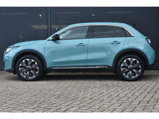 Fiat 600 1.2 Hybrid La Prima 136pk Automaat | Vol-Leder | Elektr. Stoelen | Elektr. Achterklep | Massage |... ActivLease financial lease