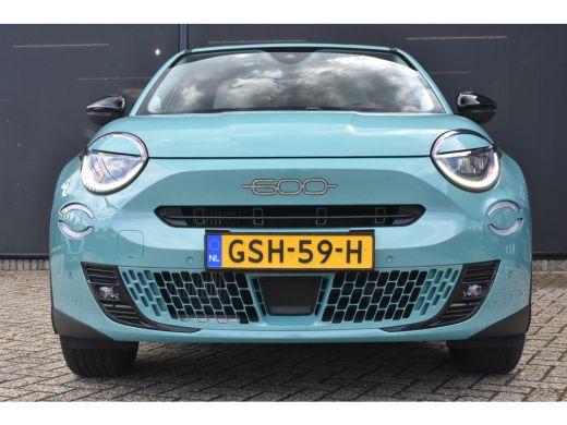 Fiat 600 1.2 Hybrid La Prima 136pk Automaat | Vol-Leder | Elektr. Stoelen | Elektr. Achterklep | Massage |... ActivLease financial lease