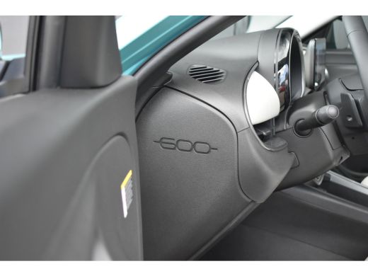 Fiat 600 1.2 Hybrid La Prima 136pk Automaat | Vol-Leder | Elektr. Stoelen | Elektr. Achterklep | Massage |... ActivLease financial lease