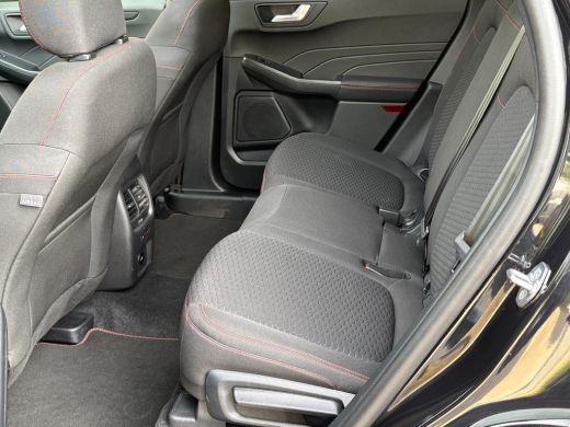 Ford Kuga 2.5 PHEV ST-Line | Achteruitrijcamera | Elektrisch glazen panorama-dak | Lichtmetalen velgen 19" ActivLease financial lease