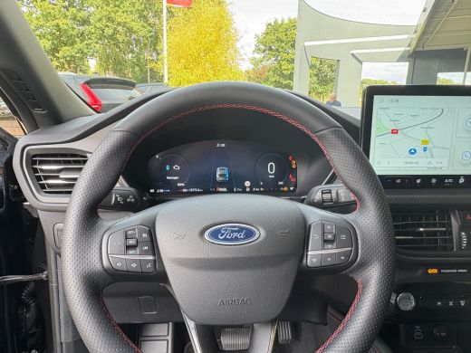 Ford Kuga 2.5 PHEV ST-Line | Achteruitrijcamera | Elektrisch glazen panorama-dak | Lichtmetalen velgen 19" ActivLease financial lease
