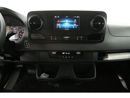 Mercedes-Benz Sprinter 315 1.9 CDI L4H2 150PK Automaat 3500KG Trekgew. Trekhaak Airco Camera Carplay Cruise 3 Persoons N... ActivLease financial lease