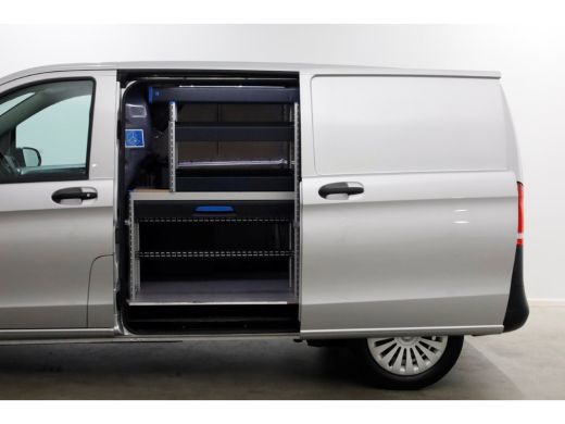 Mercedes-Benz Vito 114 CDI 136pk Compact 9G Automaat 2x Schuifdeur/LED/Camera/Navi/Inrichting 05-2022 ActivLease financial lease