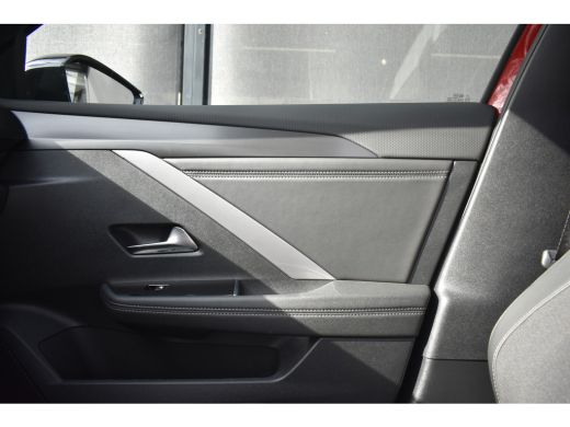 Opel Astra Sports Tourer 1.2 Turbo Hybrid GS 136pk Automaat | Schuif-/Kanteldak | Elektr. Achterklep | 360 C... ActivLease financial lease