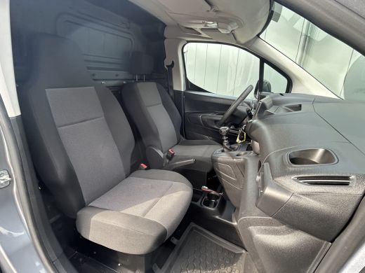 Opel Combo 1.5D 102 PK / L1H1 / 43.876 KM !! / ORIG. NL / AIRCO / CRUISE / BLUETOOTH / PDC ActivLease financial lease