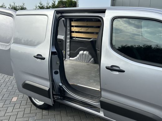 Opel Combo 1.5D 102 PK / L1H1 / 43.876 KM !! / ORIG. NL / AIRCO / CRUISE / BLUETOOTH / PDC ActivLease financial lease