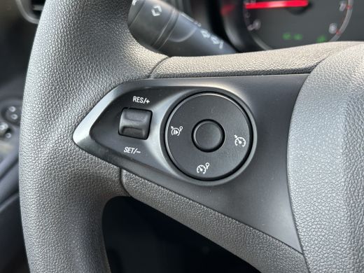 Opel Combo 1.5D 102 PK / L2H1 / 83.608 KM ! / 1e EIG. / INRICHTING / 2X SCHUIFDEUR / AIRCO / CRUISE / BLUETOOTH ActivLease financial lease