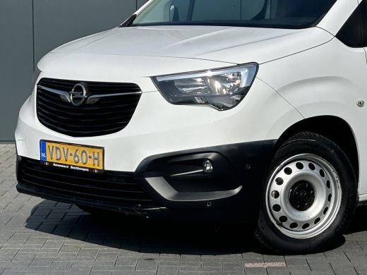 Opel Combo 1.5D 102 PK / L2H1 / 83.608 KM ! / 1e EIG. / INRICHTING / 2X SCHUIFDEUR / AIRCO / CRUISE / BLUETOOTH ActivLease financial lease