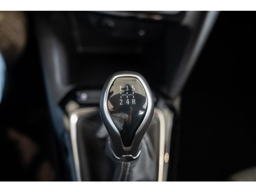Opel Corsa 1.2 Edition | All Season Banden | Parkeersensoren | Airco | Cruise Controle | Apple Carplay & And... ActivLease financial lease