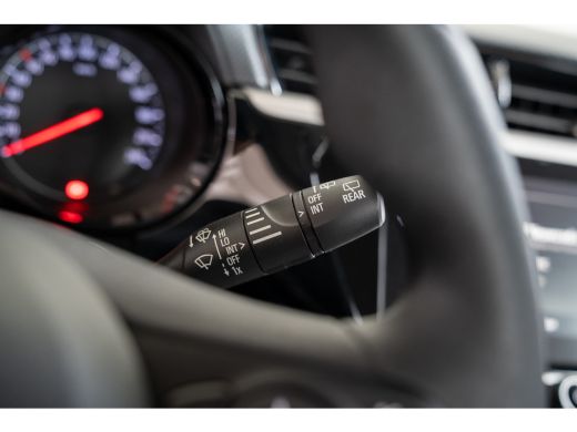 Opel Corsa 1.2 Edition | All Season Banden | Parkeersensoren | Airco | Cruise Controle | Apple Carplay & And... ActivLease financial lease