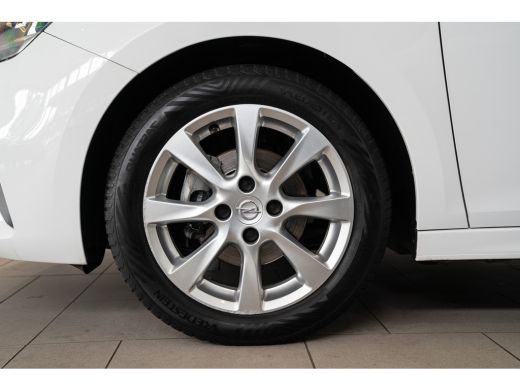 Opel Corsa 1.2 Edition | All Season Banden | Parkeersensoren | Airco | Cruise Controle | Apple Carplay & And... ActivLease financial lease