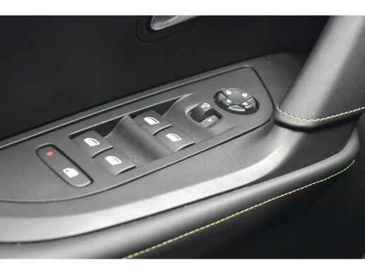 Peugeot 2008 1.2 Hybrid 136 GT | Adaptive Cruise  | Sfeerverlichting | Navigatie 3D | Achteruitrijcamera | Spo... ActivLease financial lease