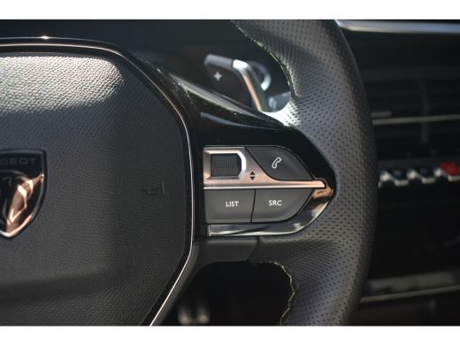 Peugeot 2008 1.2 Hybrid 136 GT | Adaptive Cruise | Sfeerverlichting | Sportstoelen | Navigatie 3D | Achteruitr... ActivLease financial lease