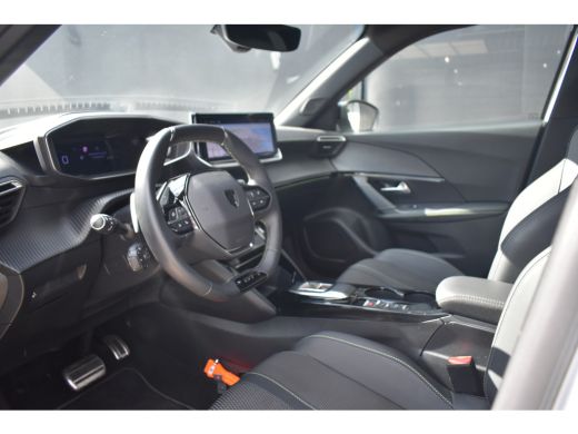 Peugeot 2008 1.2 Hybrid 136 GT | Adaptive Cruise | Sfeerverlichting | Sportstoelen | Navigatie 3D | Achteruitr... ActivLease financial lease