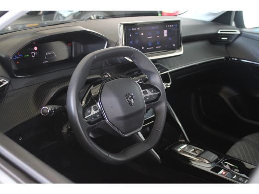 Peugeot e-208 EV Allure 51 kWh 156-PK 3-FASE | 360' GRADEN CAMERA | ADAPTIVE CRUISE | NAVI | DRAADLOZE CARPLAY ActivLease financial lease