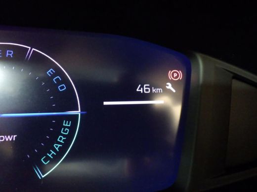Peugeot e-208 EV Allure 51 kWh - 46 KM ! | 11 kW lader | Achterbank in delen neerklapbaar | Apple Carplay/Andro... ActivLease financial lease