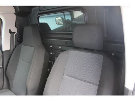 Peugeot Partner 1.2 PureTech 110 S&S L1 ActivLease financial lease
