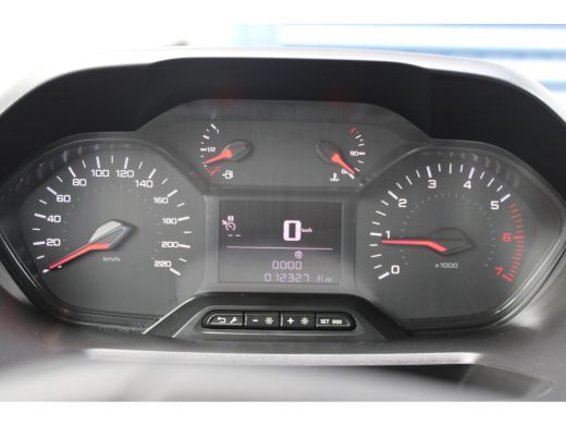 Peugeot Partner 1.2 PureTech 110 S&S L1 ActivLease financial lease