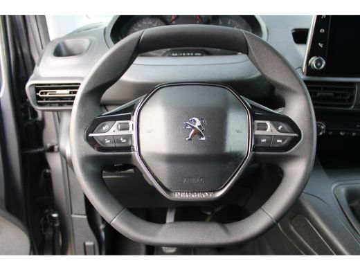 Peugeot Partner 1.2 PureTech 110 S&S L1 ActivLease financial lease