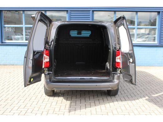 Peugeot Partner 1.2 PureTech 110 S&S L1 ActivLease financial lease