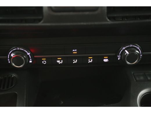 Peugeot Partner 1.2 PureTech 111PK L1H1 | Benzine | EMISSIEVRIJE ZONE | Airco Carplay Cruise Navigatie PDC ActivLease financial lease