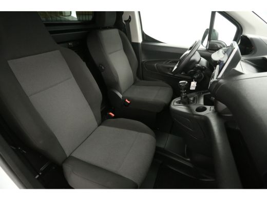 Peugeot Partner 1.2 PureTech L1H1 | 111PK | Benzine | Airco | Carplay | Cruise | Navi | Parkeersens. ActivLease financial lease