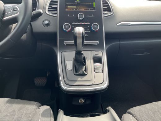 Renault Grand Scénic 1.3 TCe Limited 7p. 140pk | Keyless | Climate control | Full map navigatie | DAB ActivLease financial lease