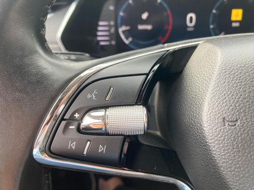 Skoda Octavia Combi 1.0 110PK TSI Style | Cruise Control | Navigatie | PDC V+A | Trekhaak ActivLease financial lease