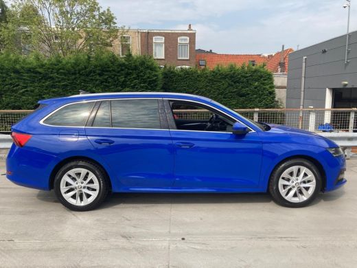 Skoda Octavia Combi 1.0 110PK TSI Style | Cruise Control | Navigatie | PDC V+A | Trekhaak ActivLease financial lease