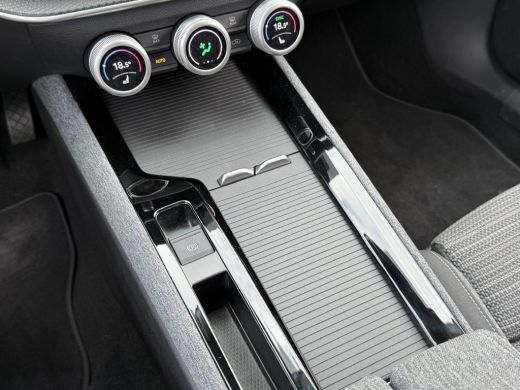 Skoda Superb Combi 1.5 TSI 150 pk MHEV First Edition | LED | CARPLAY | CLIMA | STOELVERWARMING ActivLease financial lease