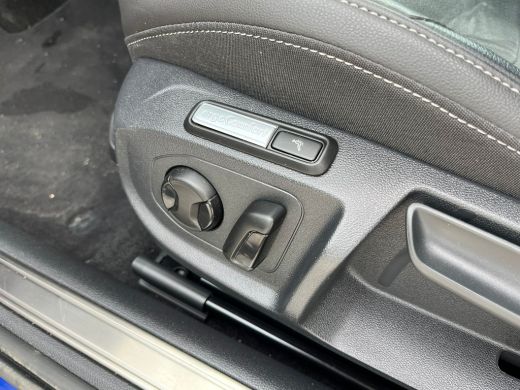 Volkswagen Arteon 1.4 TSI eHybrid R-Line Business | ACC | Discover Pro scherm | Verwarmde stoelen V+A | Apple Carpl... ActivLease financial lease