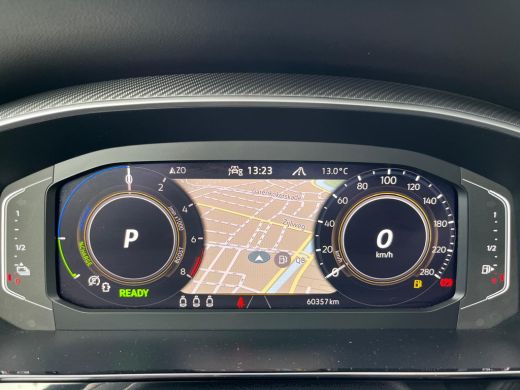 Volkswagen Arteon 1.4 TSI eHybrid R-Line Business | ACC | Discover Pro scherm | Verwarmde stoelen V+A | Apple Carpl... ActivLease financial lease