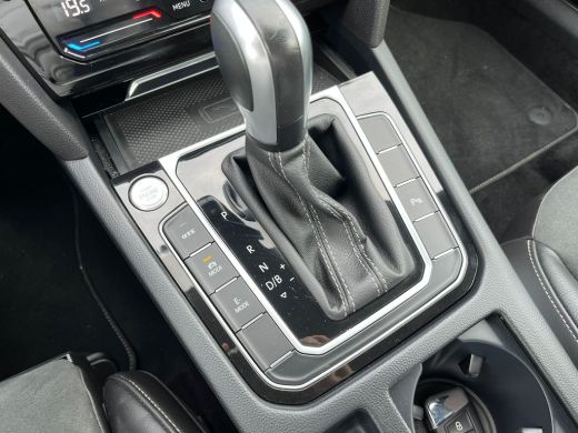 Volkswagen Arteon 1.4 TSI eHybrid R-Line Business | ACC | Discover Pro scherm | Verwarmde stoelen V+A | Apple Carpl... ActivLease financial lease