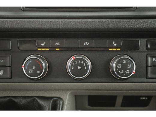 Volkswagen Crafter 35 2.0 TDI L3H3 177PK 3500kg Trekgew. Trekhaak Airco Cruise PDC 3 Persoons ActivLease financial lease
