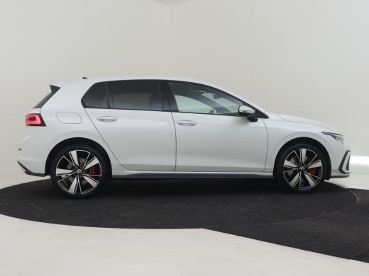 Volkswagen Golf 1.4 eHybrid GTE 245pk Matrix koplampen | Dodehoekdectie | Head up display | Led mislampen  | Stuu... ActivLease financial lease