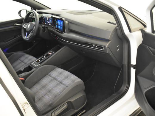 Volkswagen Golf 1.4 eHybrid GTE 245pk Matrix koplampen | Dodehoekdectie | Head up display | Led mislampen  | Stuu... ActivLease financial lease