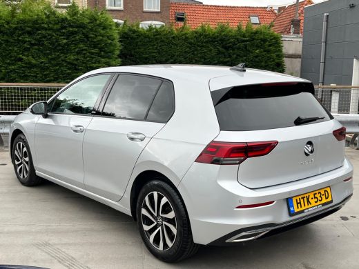 Volkswagen Golf 1.5 130PK TSI Life | ACC | Achteruitrijcamera | Getinte ruiten achter | Trekhaak | Navigatie | Ap... ActivLease financial lease