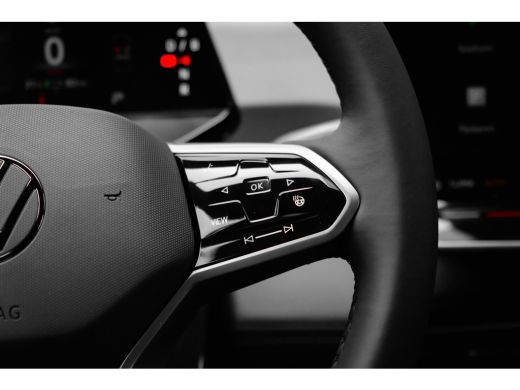 Volkswagen ID.3 Pro Business Inclusief €2000,- inruilvoordeel | Achterlichten LED, luxe uitgevoerd incl. dynamisc... ActivLease financial lease