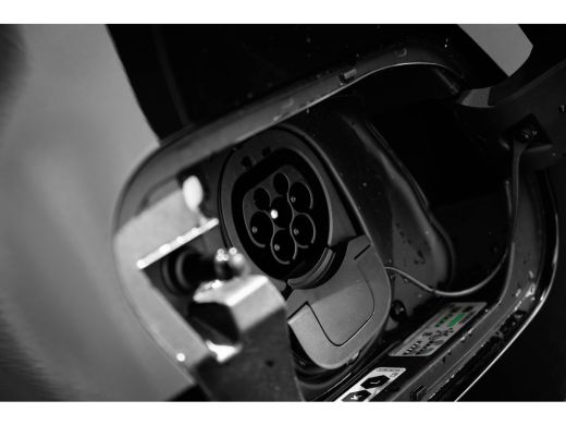 Volkswagen ID.3 Pro Business Inclusief €2000,- inruilvoordeel | Achterlichten LED, luxe uitgevoerd incl. dynamisc... ActivLease financial lease