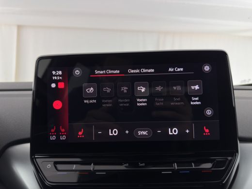 Volkswagen ID.4 First 77 kWh [ 3-Fase ] (INCL-BTW) *HEAT-PUMP | LEATHER-MICROFIBRE | FULL-LED | HEATED-COMFORTSEA... ActivLease financial lease