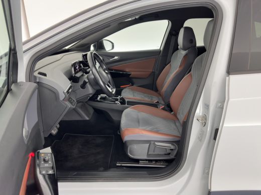 Volkswagen ID.4 First 77 kWh [ 3-Fase ] (INCL-BTW) *HEAT-PUMP | LEATHER-MICROFIBRE | FULL-LED | HEATED-COMFORTSEA... ActivLease financial lease