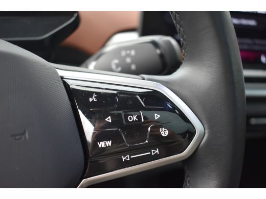 Volkswagen ID.5 Pro Business 77 kWh | 286 PK TREKHAAK | APP. CONNECT | IQ. LIGHT | NAVIGATIE | STOELVERW. | CAMER... ActivLease financial lease