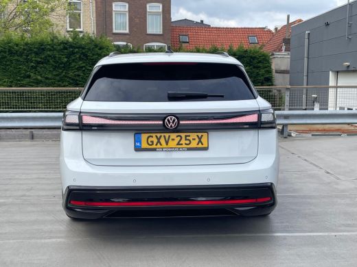 Volkswagen ID.7 Pro Business 286 pk 77 kWh | 20"LM velgen | Matrix Led | Stoelverwarming ActivLease financial lease